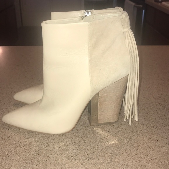 Sam Edelman Cream Ankle Booties w/ Tassel - Picture 4 of 8